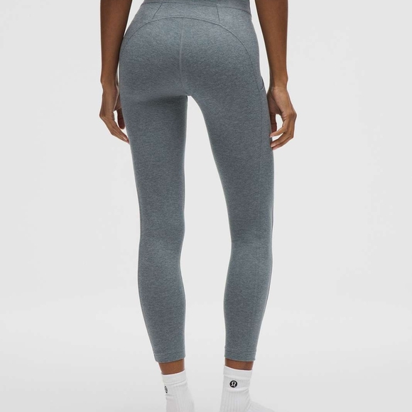 **NWOTS** LULULEMON Softy Suedey Tank Top And Bottom Set. Size 8 - Picture 2 of 14